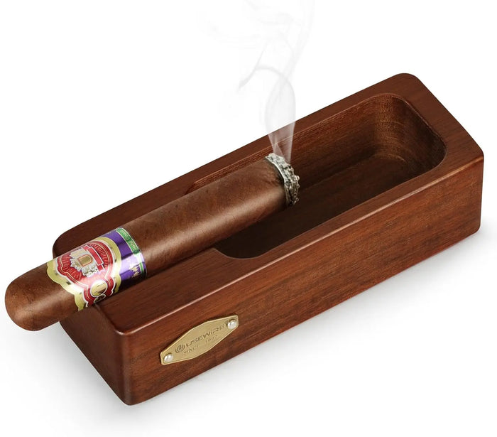 The Signature Retro Timber Cigar Holder | Gold Insignia Edition